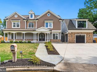 8213 Hocking Pl, Alexandria, VA 22309