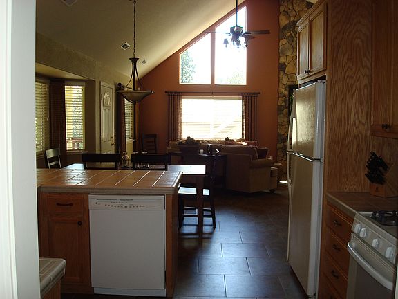 4th image of 119 Meadowview Ct
