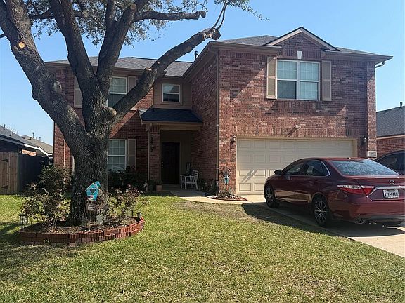 2nd image of 2315 Cobbdale Ln