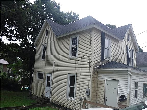 2nd image of 41 13th St
