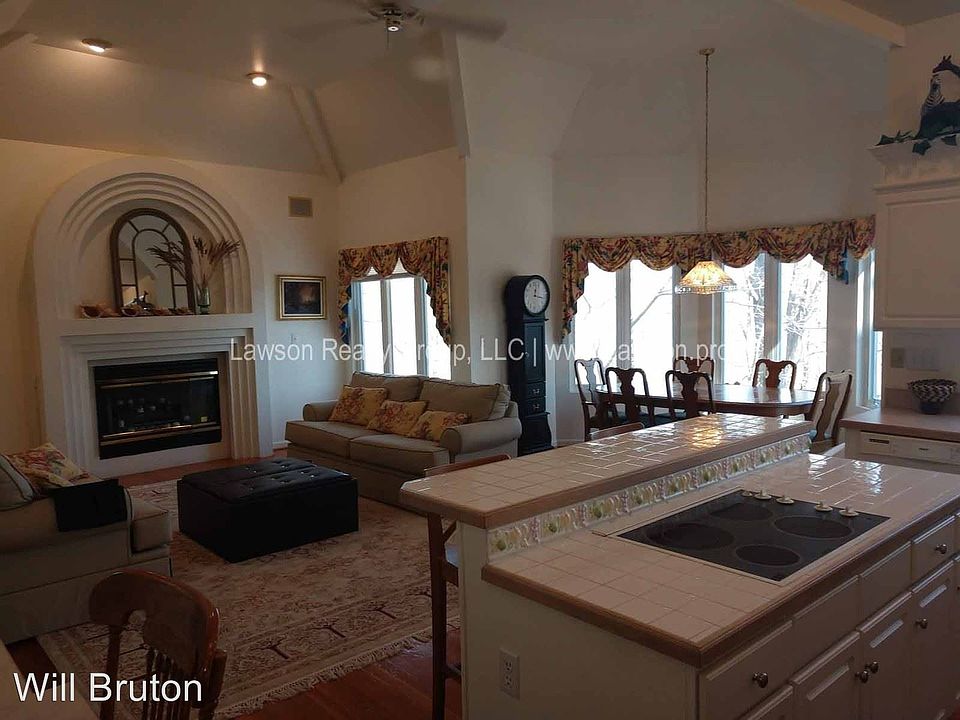 1st image of 6744 Christopher Dr