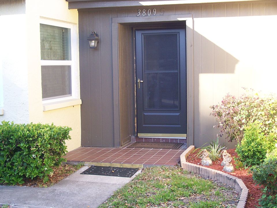 Entrance to villa