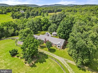 4272 Danielle Ln, Warrenton, VA 20187