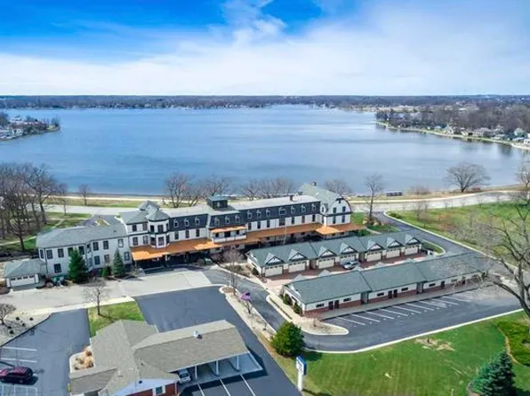 1 Park Ave Unit 302, Winona Lake, IN 46590