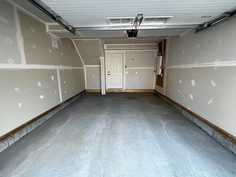 33 Cartmell Ct SW — Photo 13