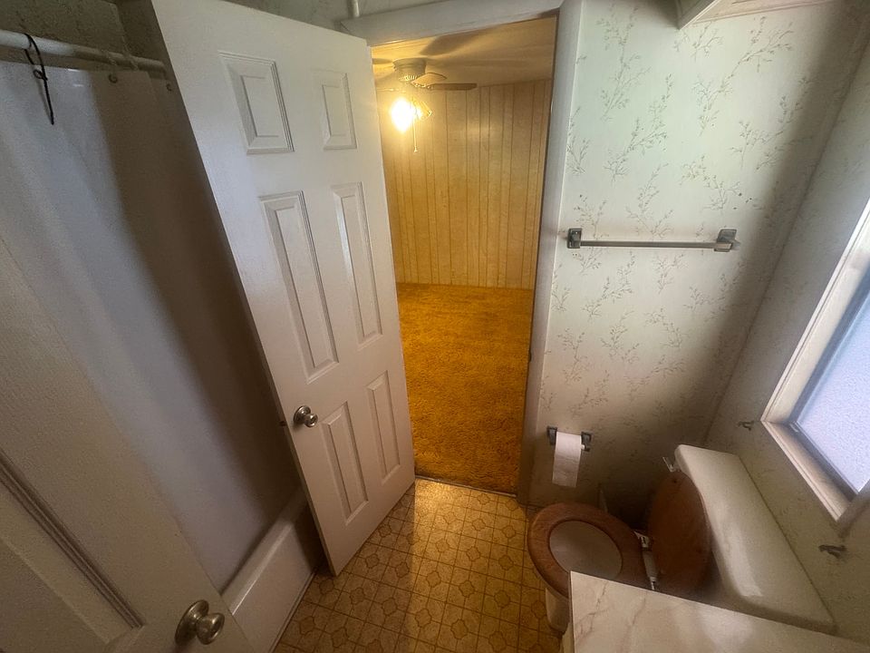 1st image of 105 Idlewood Acres Ln