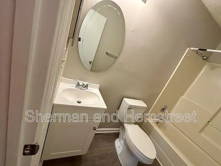 2738 Blount Ave #9 — Photo 15