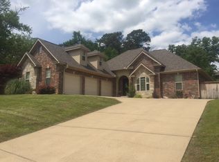 408 Arkridge Rd, Hot Springs, AR 71913
