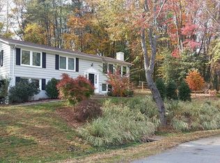 1802 Pepperridge Ln, Reston, VA 20191