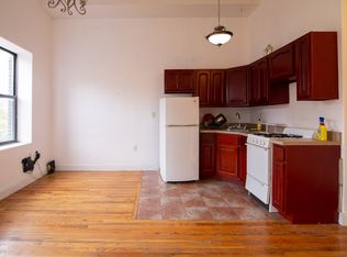 196 Graham Ave #B, Brooklyn, NY 11206