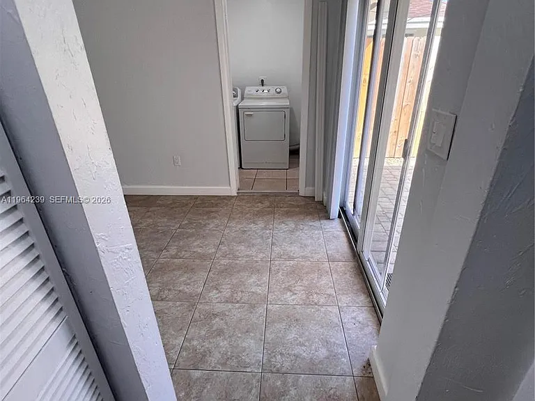 5782 SW 61st St #5782 — Photo 13