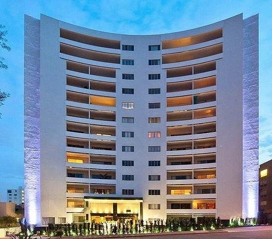 The famous, fabulous and full-service Franklin Towers.