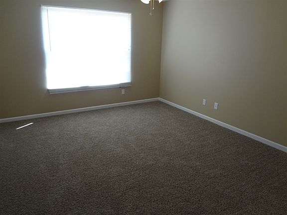 5th image of 3401 Sibley Ln