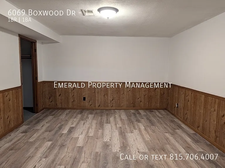 6069 Boxwood Dr #1 — Photo 18