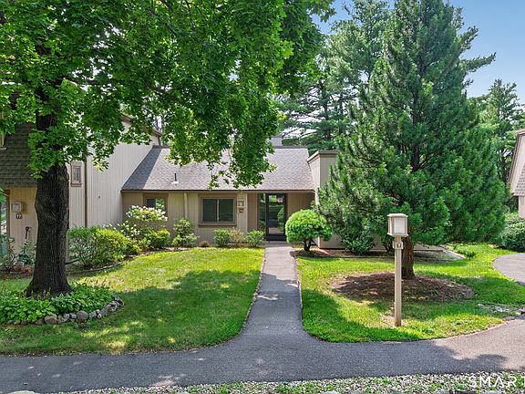 2nd image of 78 Mallard Drive #78