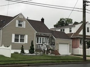241 E Linden Ave, Linden, NJ 07036