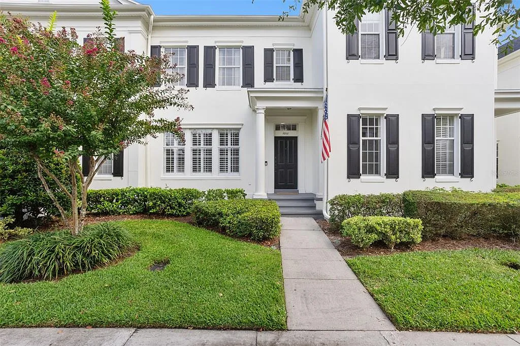 3 bed, 2.5 bath, 1680 sqft, $3,900 — Photo 1