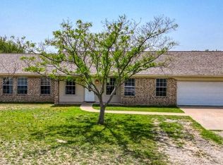 100 Rambling Trl, Weatherford, TX 76087