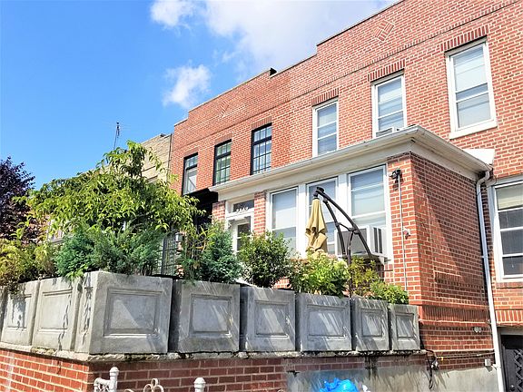 3rd image of 2342 36th St