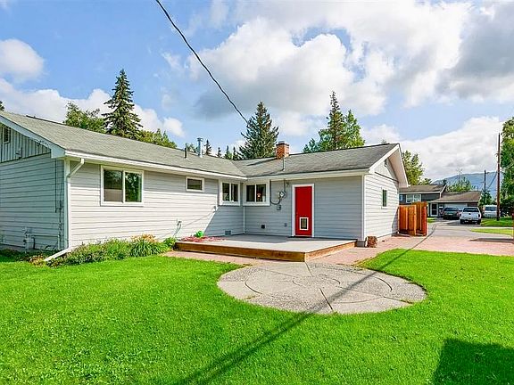 2nd image of 1506 Otter St