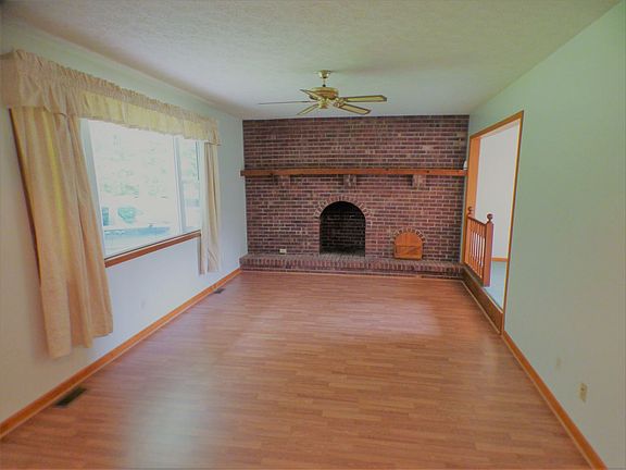 5th image of 4187 N Northwood Ln