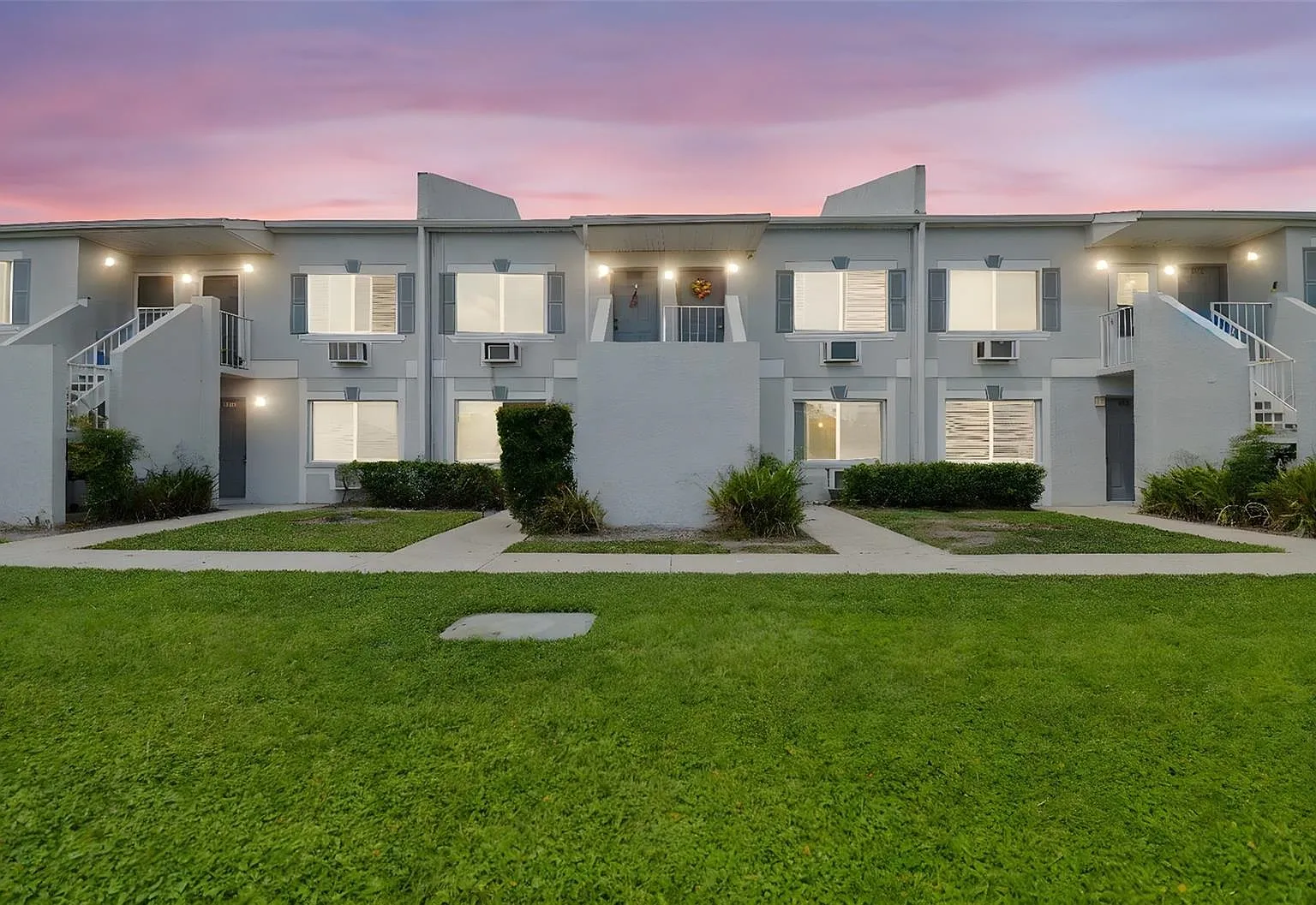 4127 Dolphin Drive - 1 — Photo 3