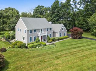 1 Cale Rd, Amawalk, NY 10501