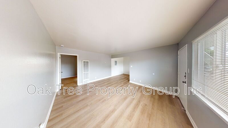 1st image of 2320 Buena Vista Ave #B