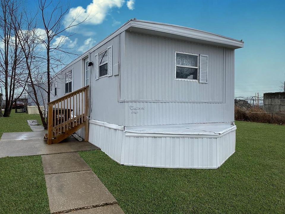1st image of 475 Landis Ln Lot 18