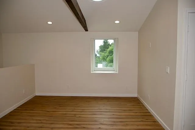 1 bed, 610 sqft, $2,300 — Photo 4
