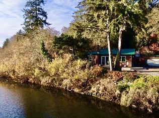 99268 Winchuck River Rd, Brookings, OR 97415