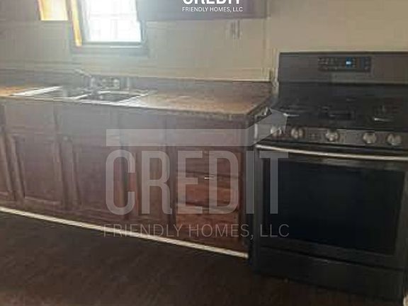 4th image of 1642 3rd St