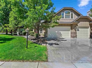 545 S Tiburon Ave, Meridian, ID 83642