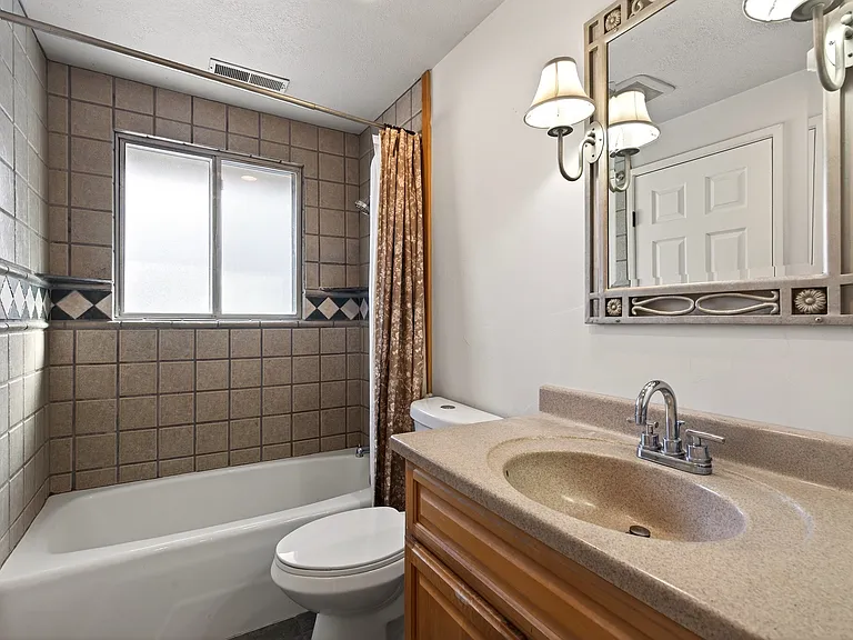 1455 S Hoytsville Rd — Photo 18