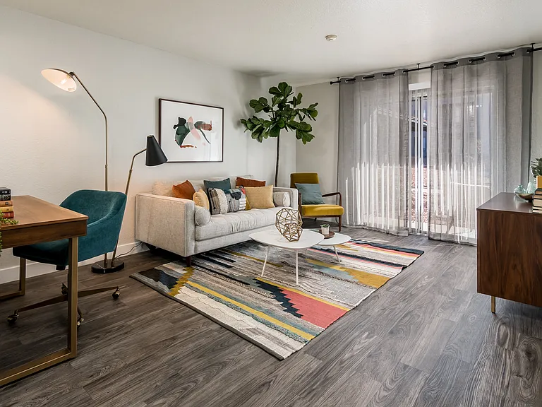 Elevate Apartments — Photo 4