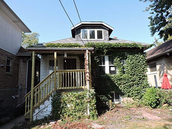 4th image of 1635 N Natchez Ave