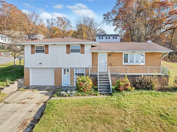 520 E 4th Ave, Derry, PA 15627