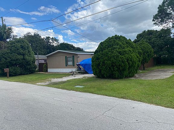 Neighbor to the east