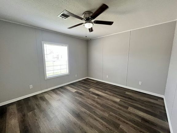 3rd image of 227 Barrow St #605