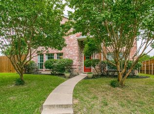 1000 Kenbob Cir, Carrollton, TX 75007