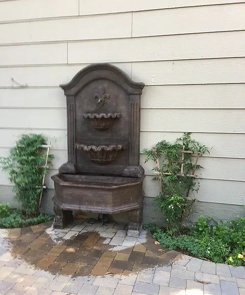 fountain, with soothing sounds