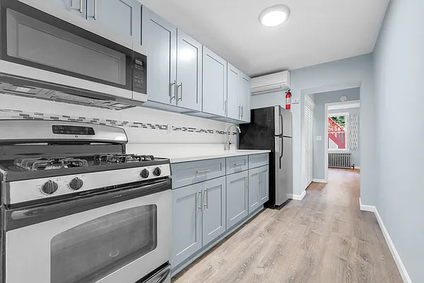 Rented by Brownstone Property Group | media 4