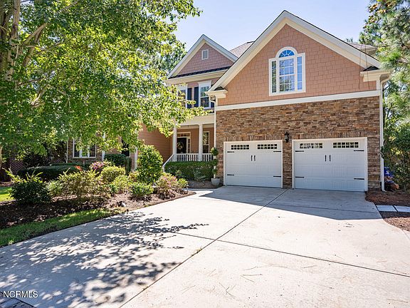2nd image of 3615 Gleneagle Drive