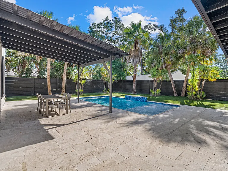 1185 S Shade Ave — Photo 25