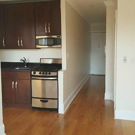 2nd image of 3 Meserole St APT 14