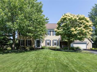 43 Braunview Way, Orchard Park, NY 14127