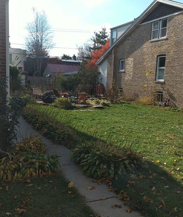 2nd image of 2553 W Hutchinson St
