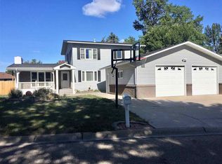 11 Dell Way, Minot, ND 58701