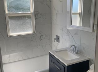 10600 S Prairie Ave #2, Chicago, IL