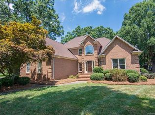 12825 Hidden Hills Ln, Mint Hill, NC 28227